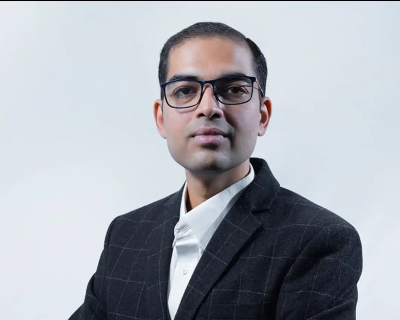 Dr. Meghav Manoj Shah, M.B.B.S., M.D. (Internal Medicine), D.M., D.N.B. (Cardiology), AFESC